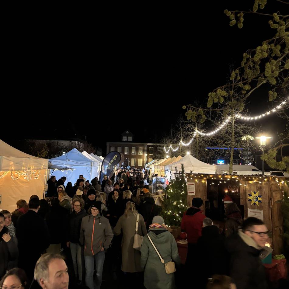 Auf dem Cyriakusplatz: So war der Weezer Weihnachtsmarkt