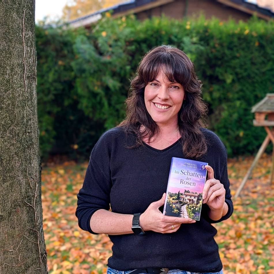 Autorin Christel Netuschil aus Niederkrüchten: Kreativer Aufbruch – Neue Seiten und große Pläne
