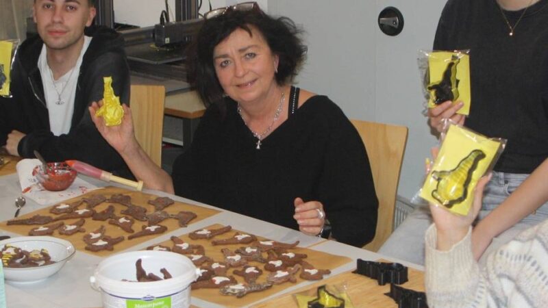 Vorbereitung auf Dülkener Weihnachtstreff: Kinderzentrum backt 200 Wichtelkekse