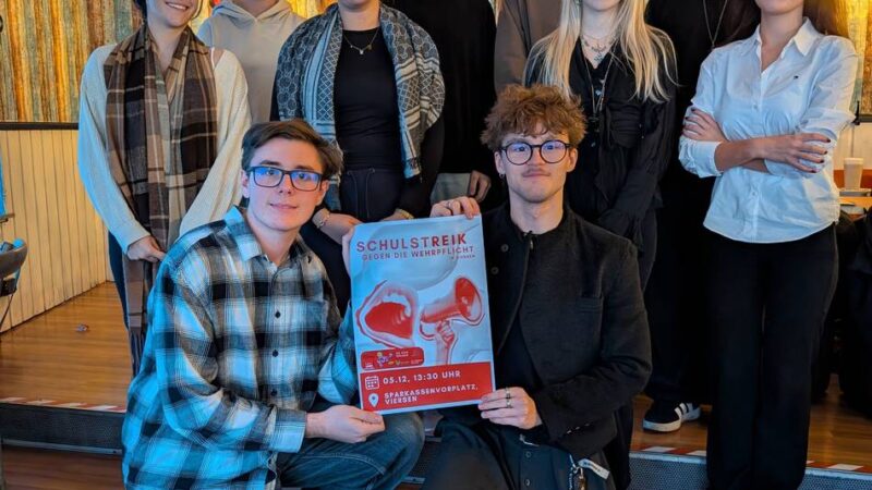 Demonstration in Viersen gegen Wehrpflicht: Schüler gehen auf die Straße