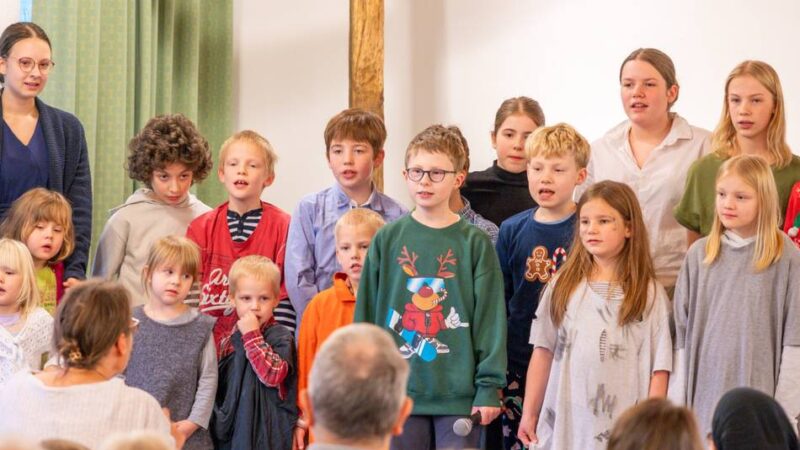 Evangelisch-Freikirchliche Gemeinde in Strucksfeld: Kinder führen Theaterstück zum Advent auf