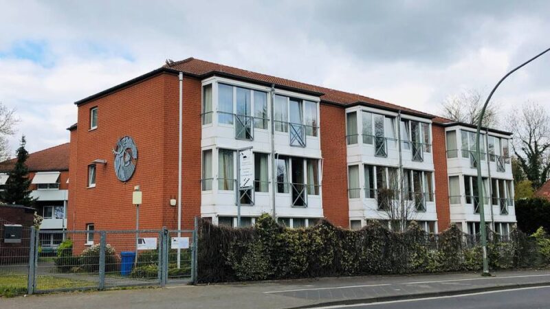 Mehrere Fälle im Rhein-Kreis Neuss: Polizei ermittelt nach mysteriöser Einbruchserie in Seniorenheimen