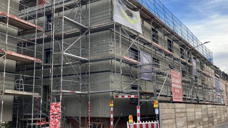 Chaotische Zustände in Dülkener Mehrfamilienhaus: Weihnachten auf der Baustelle