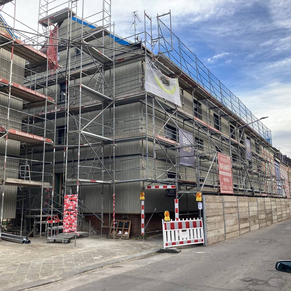 Chaotische Zustände in Dülkener Mehrfamilienhaus: Weihnachten auf der Baustelle