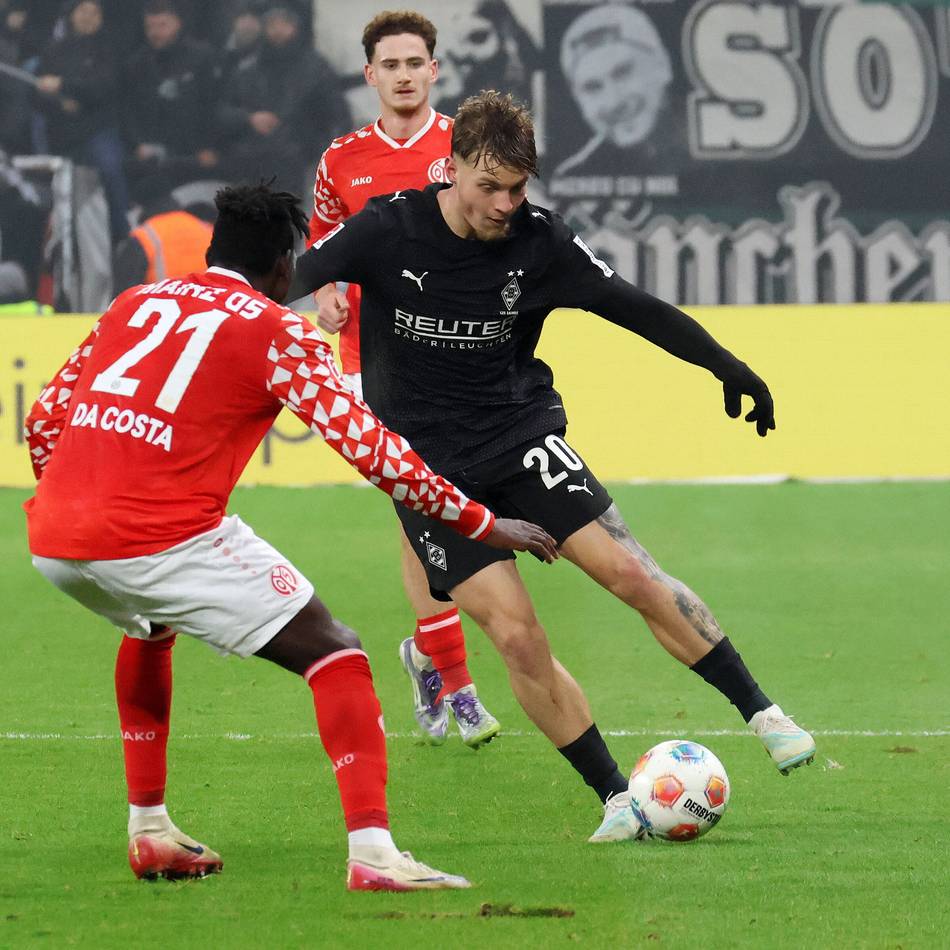 Ullrich vs. Netz:  Ein Duell mit drei Verlierern auf Borussias linker Seite