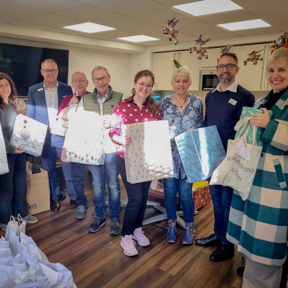 Wunschbaumaktion der Bürgerstiftung: 260 Geschenke für Kinder aus Jüchen