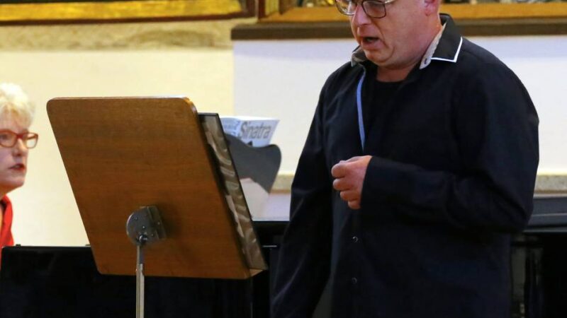 In der Nikolaus-Kirche: Weihnachtskonzert mit „What’s Next“ in Orsoy