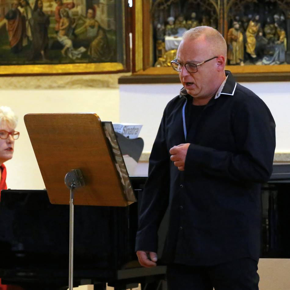 In der Nikolaus-Kirche: Weihnachtskonzert mit „What’s Next“ in Orsoy