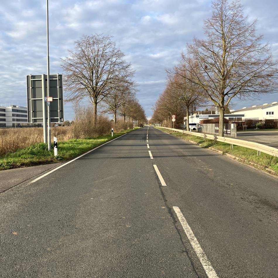 Kaarster Stadtrat vertagt Entscheidung: Neue Buslinie vorerst auf Eis gelegt