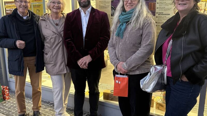 Hückeswagener Erfolgsgeschichte: Zukunft des Offenen Adventskalender ist gesichert