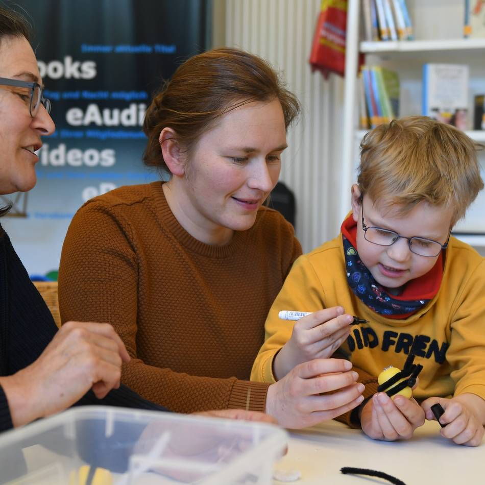 Schulausschuss in Hückeswagen: Stadt erhöht Zuschuss für die Bibliothek