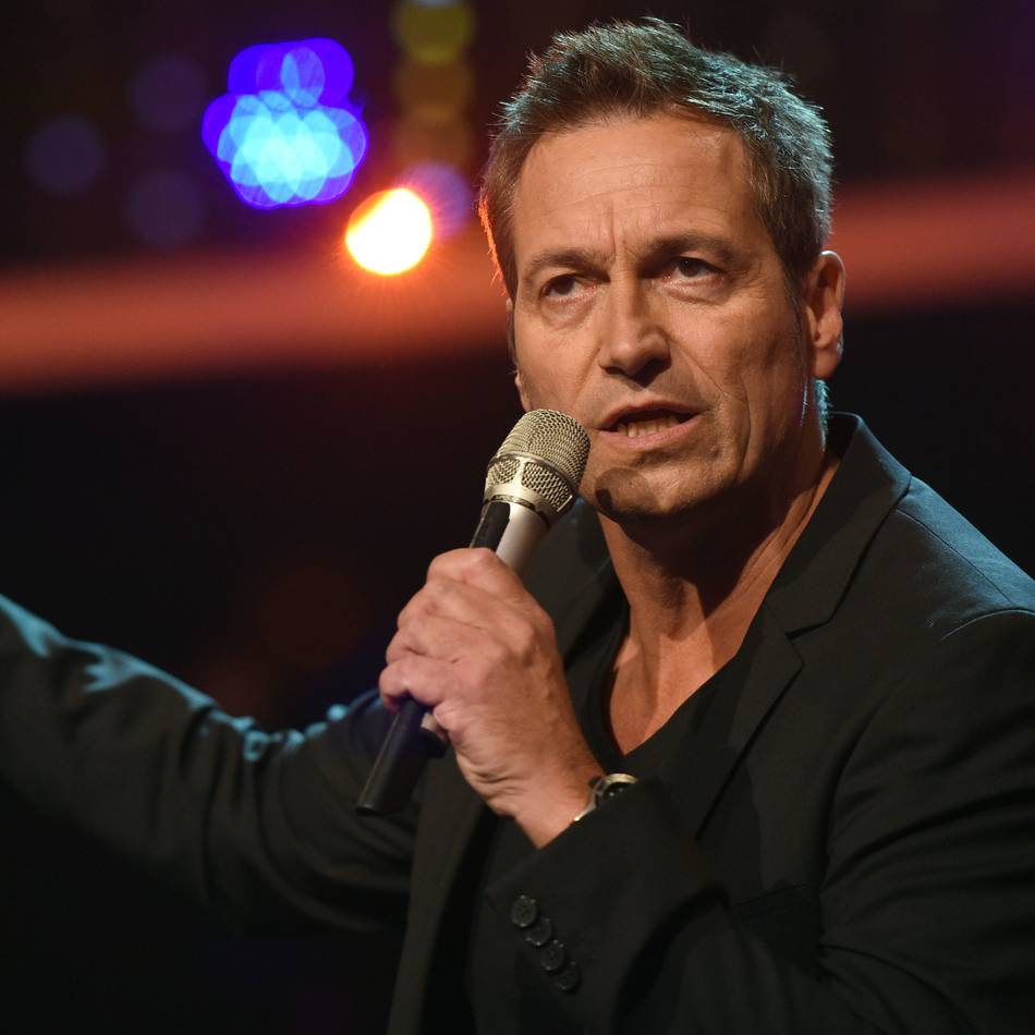 Auftritt in der Tonhalle Düsseldorf: Dieter Nuhr und der normale Wahnsinn – „Linke Systemhure und einer von euch“