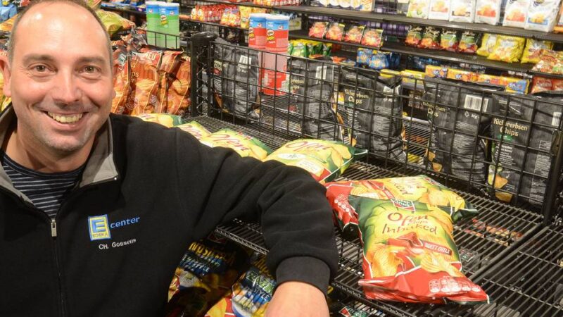 Lebensmittelgeschäfte in Neuss vor Heilig Abend: „Wir fahren hier seit Tagen die volle Kapelle auf“