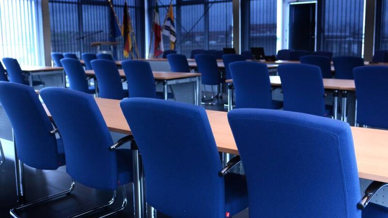 Nächste Stadtratssitzung in Dormagen: Gebühren für 2026 und mehr auf der Agenda