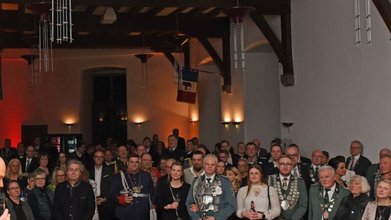 Veranstaltung der Stadt Grevenbroich: Neujahrsempfang 2026 wieder im Schloss-Rittersaal