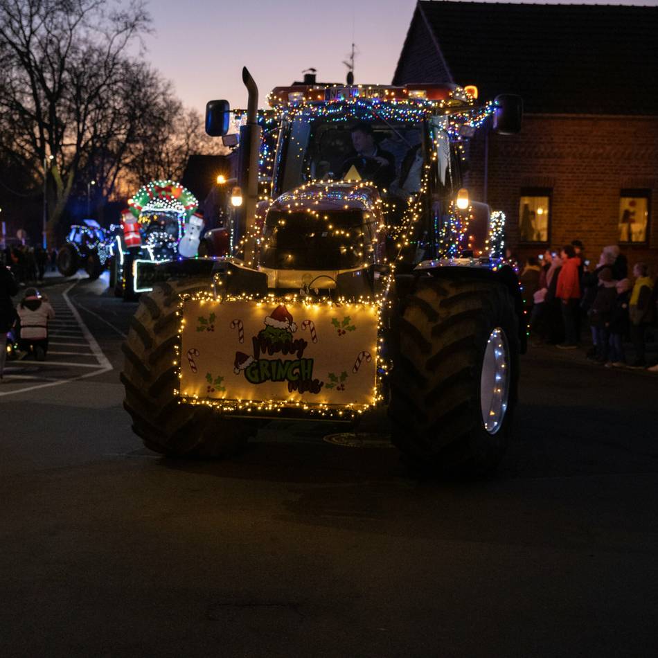 Leuchtende Traktoren in Dormagen: Lichterfahrt der Landwirte startet am Sonntag