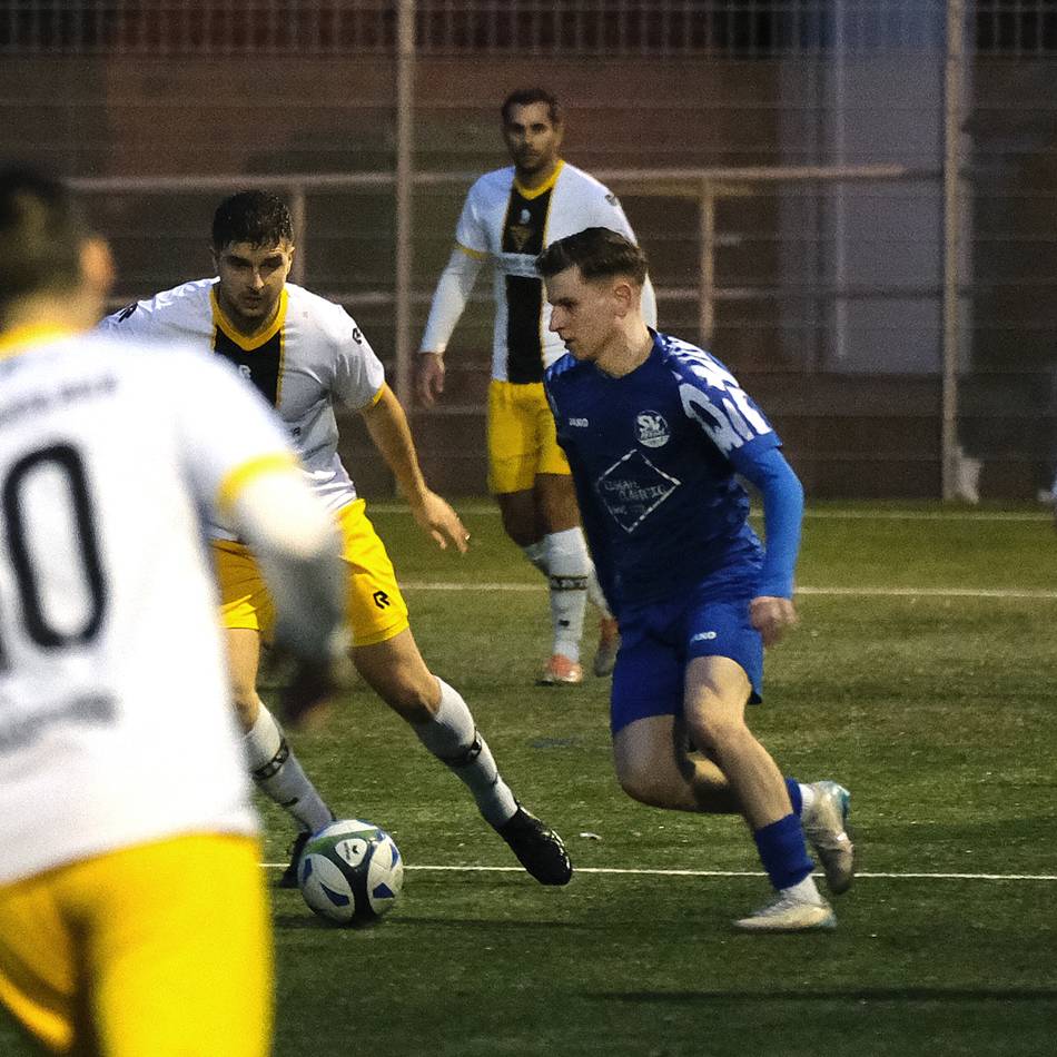 Sieg für Hösel, Pleite für Ratingen: SV Hösel ist wieder in der Spur, die U23 bleibt daneben