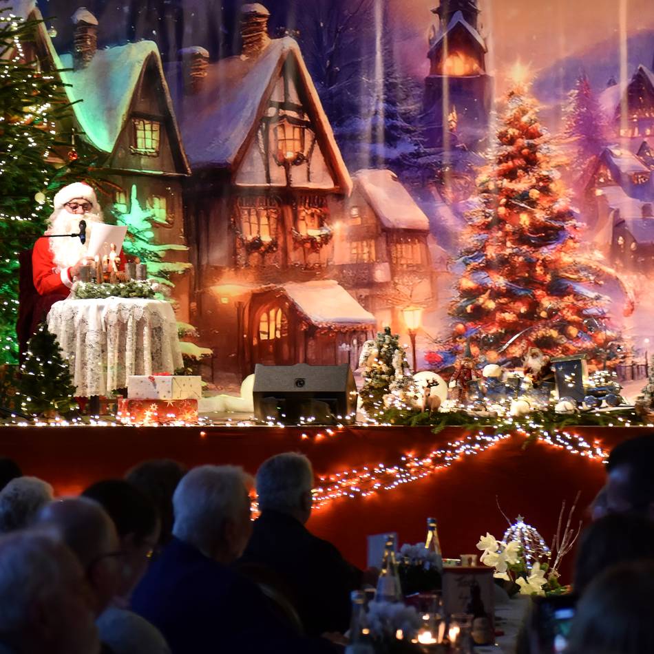 Festliche Darbietung in Rommerskirchen: Wie die „Kölsche Weihnacht“ die Gäste verzauberte