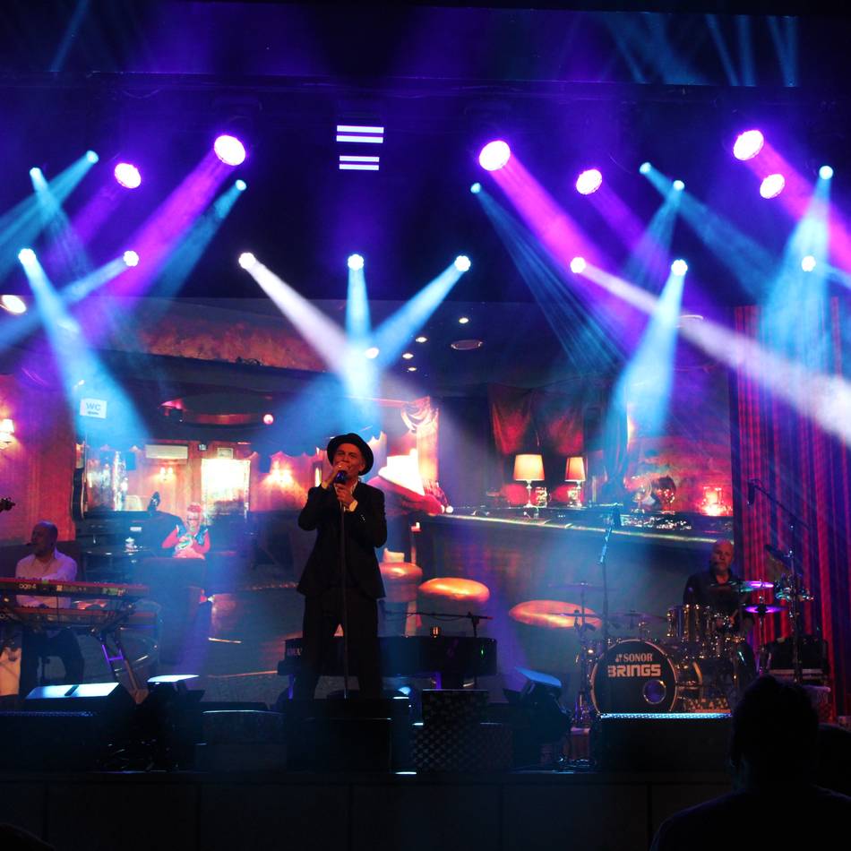 Brings Weihnachtskonzert verzaubert Neusser: Wenn Besinnliches auf kölsche Hits trifft