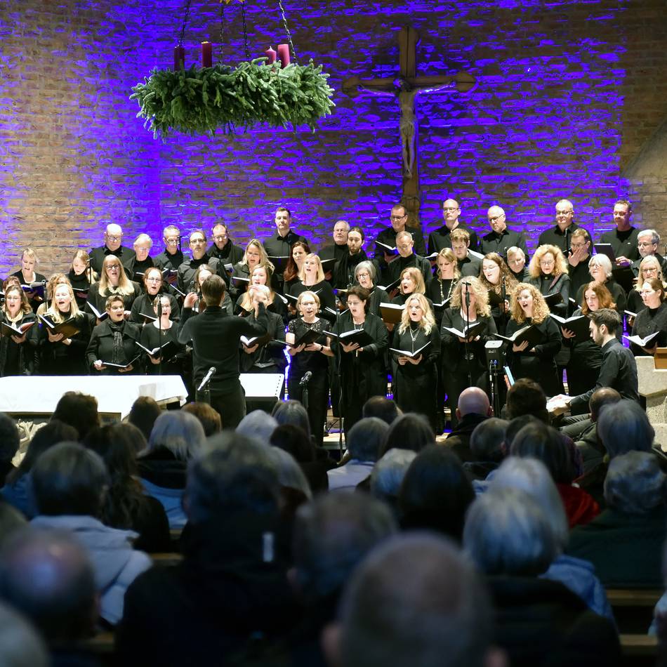 Standing Ovations in St. Michael: „DaCapo“ begeisterte mit lateinamerikanischen Adventsklängen