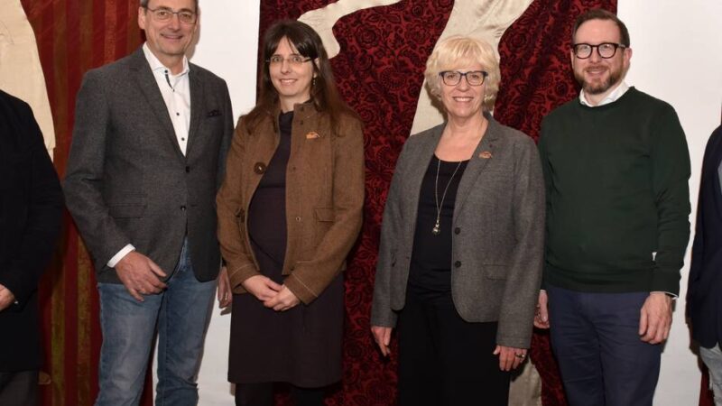 „Alles wird von Ehrenamtlichen gestemmt“: Dormagener Bürgerstiftung fördert 15 Projekte in 2025