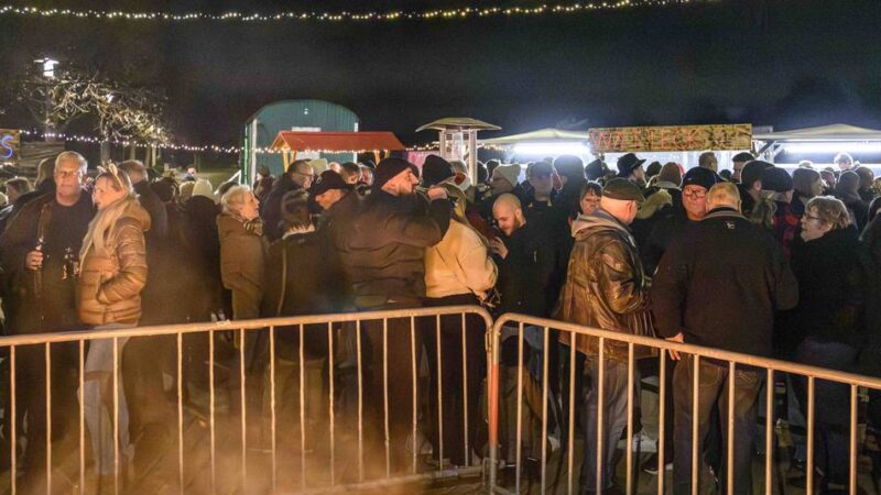 Schützenjugend in Vorst: Weihnachtsmarkt mit Feuerstelle