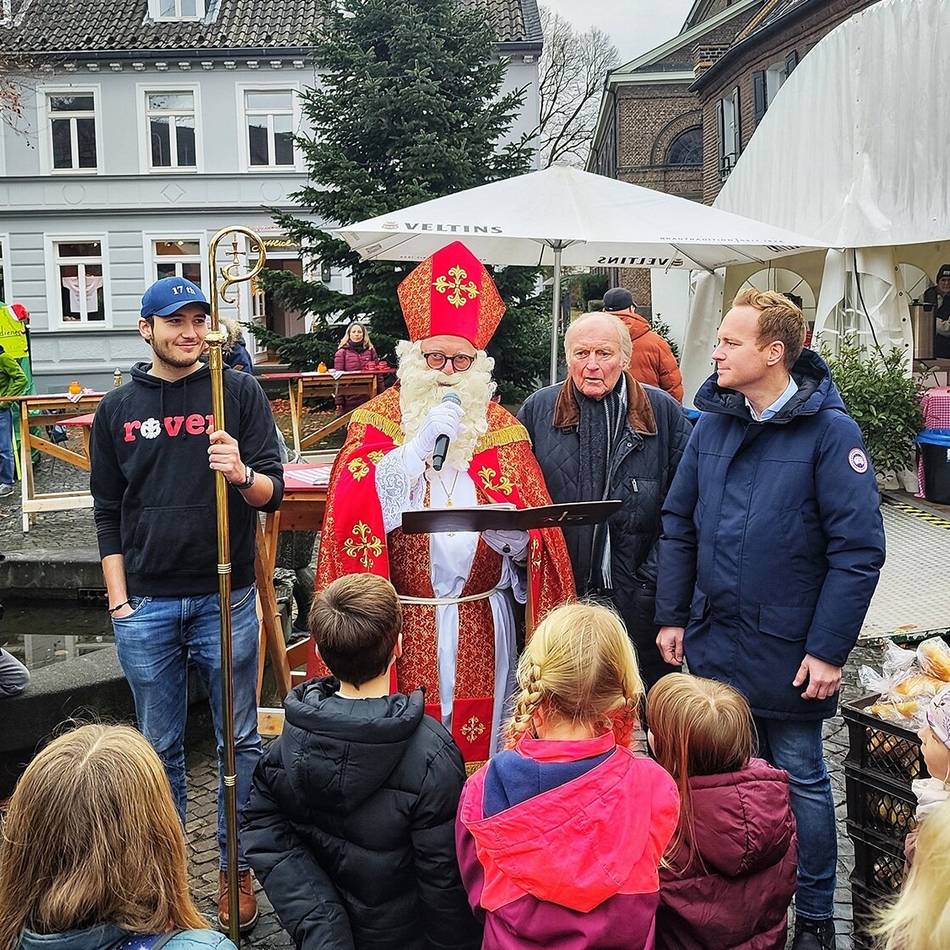 Brauchtum in Meerbusch: Nikolausmärkte lockten Besucher in die Ortskerne