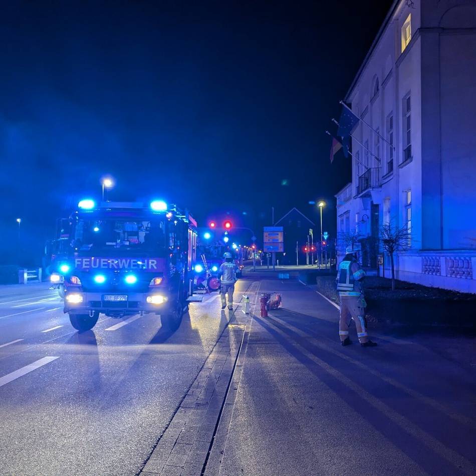 Restaurant in Kleve: Feuerwehr rückt zu Großeinsatz an der Villa Nova aus