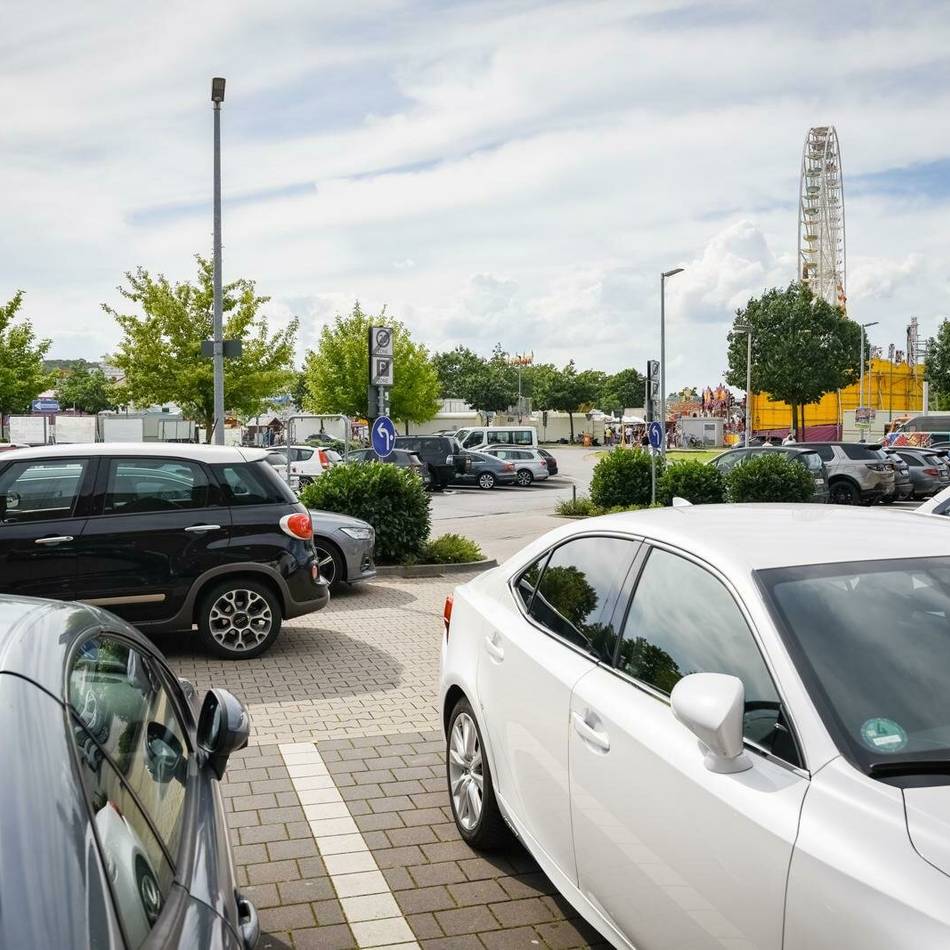 Diskussion in Kleve: Parkerleichterungen für Hebammen? „Fokus ganz auf der Mama und dem Baby“