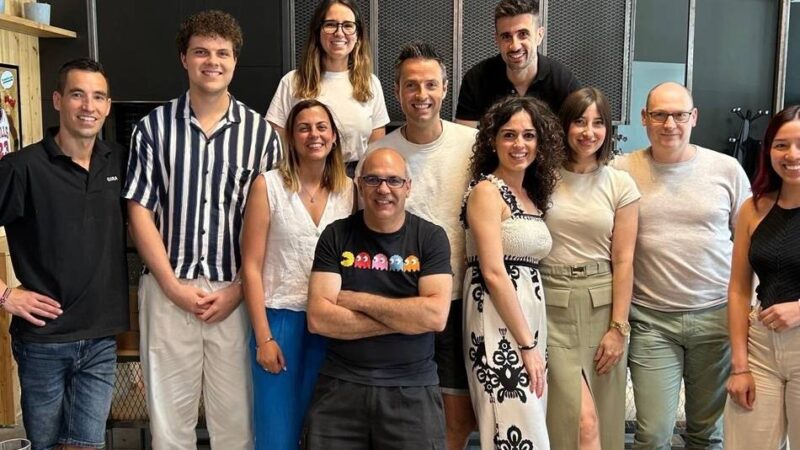 Unternehmen aus Radevormwald: Gira-Azubi sammelt Erfahrungen in Barcelona