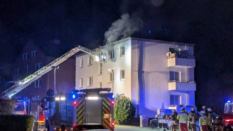 Großeinsatz der Feuerwehr: Wohnungsbrand an der Waldstraße in Kleve – elf Bewohner gerettet