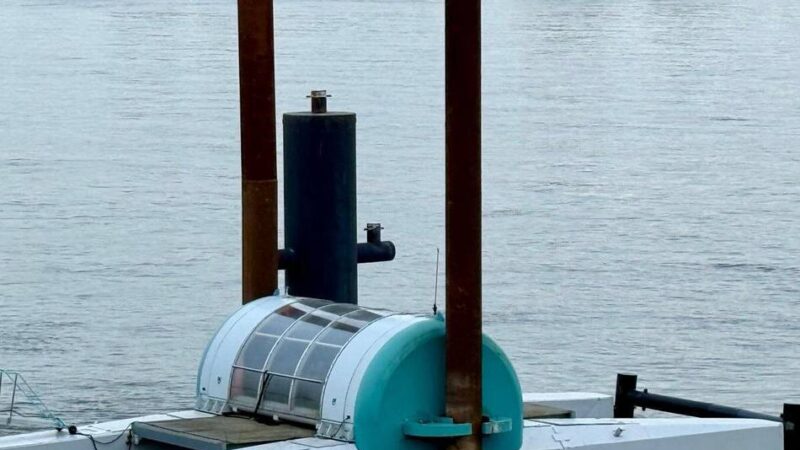 Experiment in den Niederlanden: Ungewöhnliche Konstruktion im Rhein bei Millingen sorgt für Aufsehen