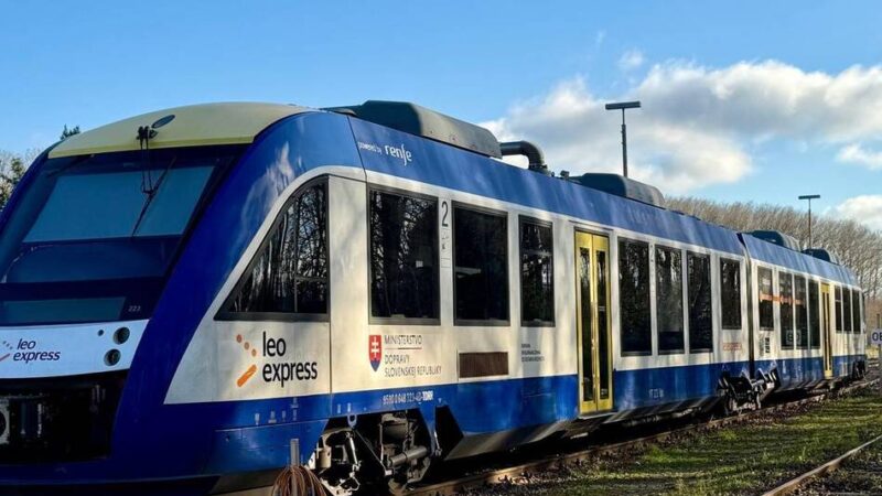 Verstärkung für den RE10: Zug aus der Slowakei endlich in Kleve eingetroffen