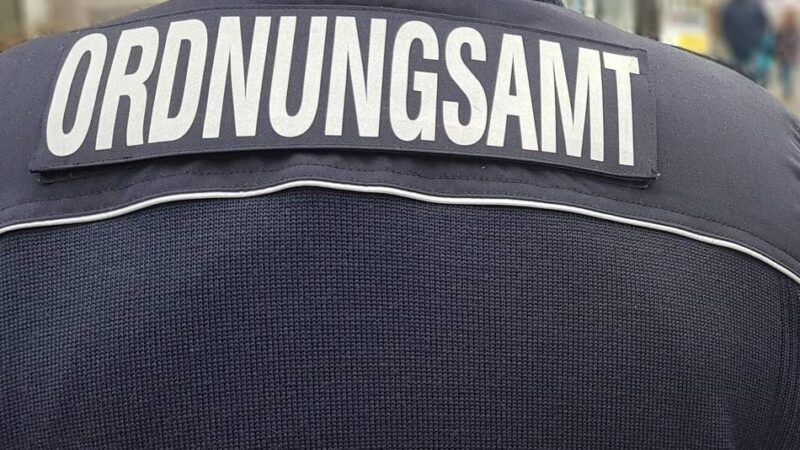 Silvester in Dormagen: Stadt verstärkt den Ordnungsdienst