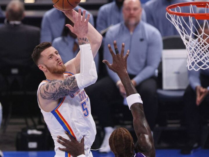 Basketball: NBA: Hartenstein fällt rund zwei Wochen aus