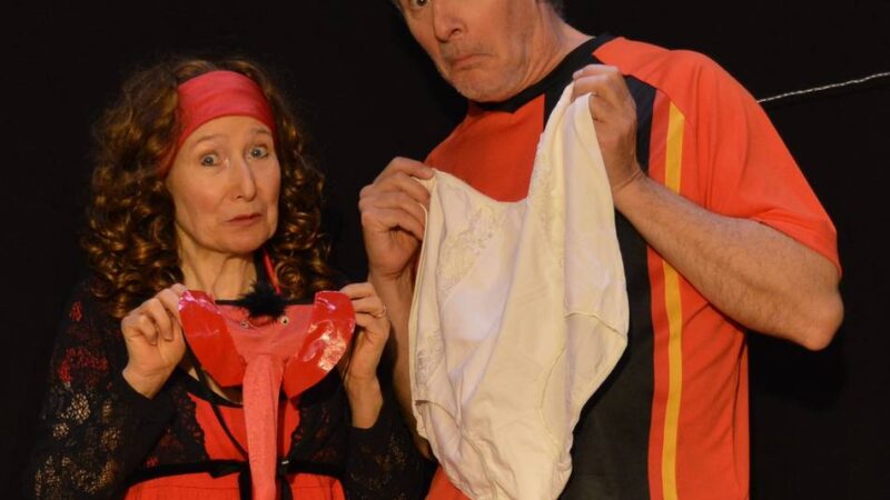 „Candlelight und Liebestöter“: Beziehungskomödie im Dormagener Kammertheater