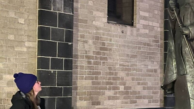 Diese Neusser leben neben prominenten Orten: Meine Nachbarin, die Sehenswürdigkeit