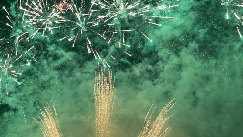 Neues Konzept in Rheinberg: Feuerwerks-Ästhetik ohne laute Knaller