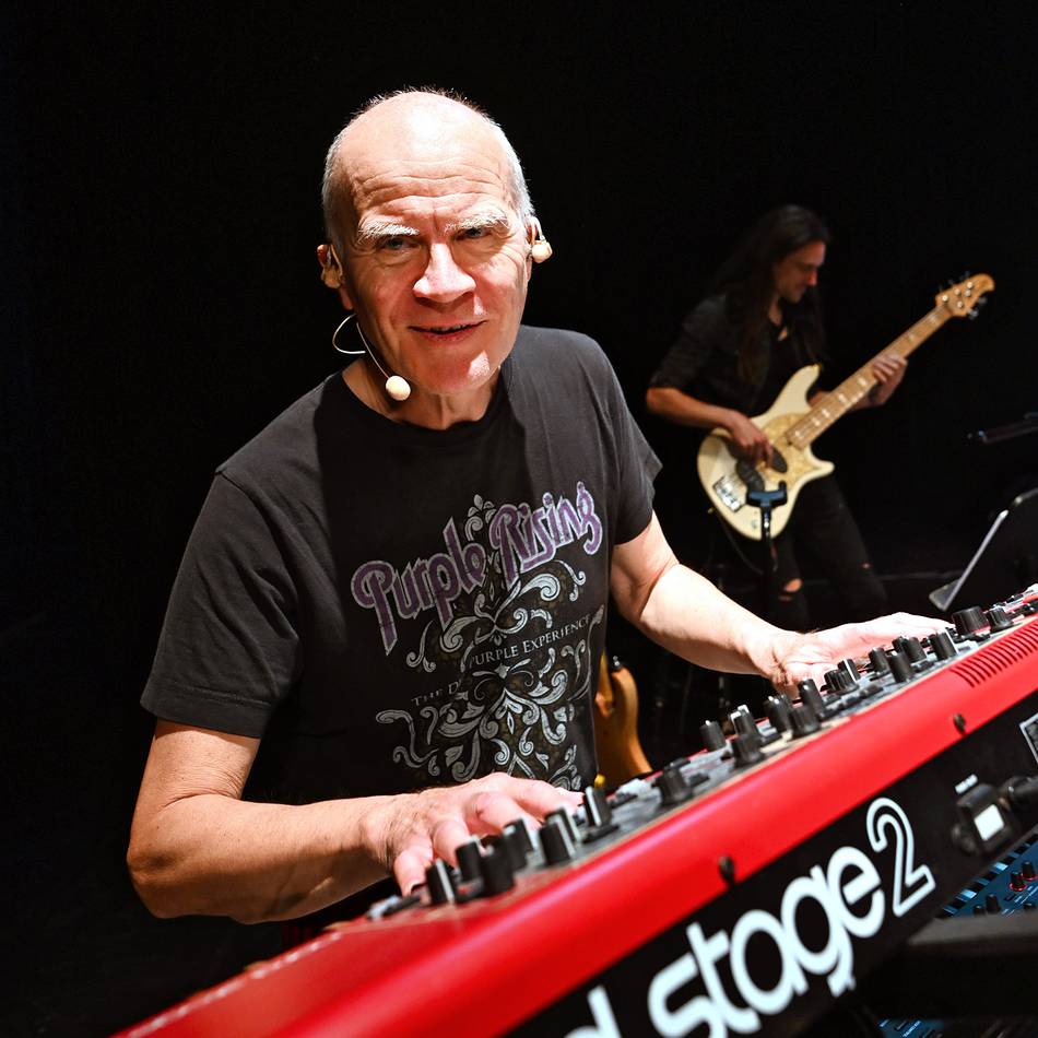 Kulturkreis in Radevormwald: Politische Zeitreise mit mitreißender Musik