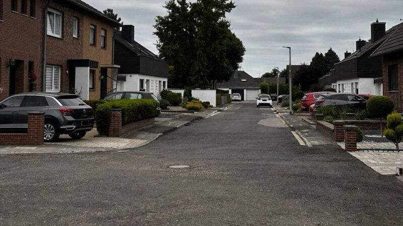 Nach abruptem Baustopp in Jüchen: „Die Verwaltung hat aus den Fehlern gelernt“