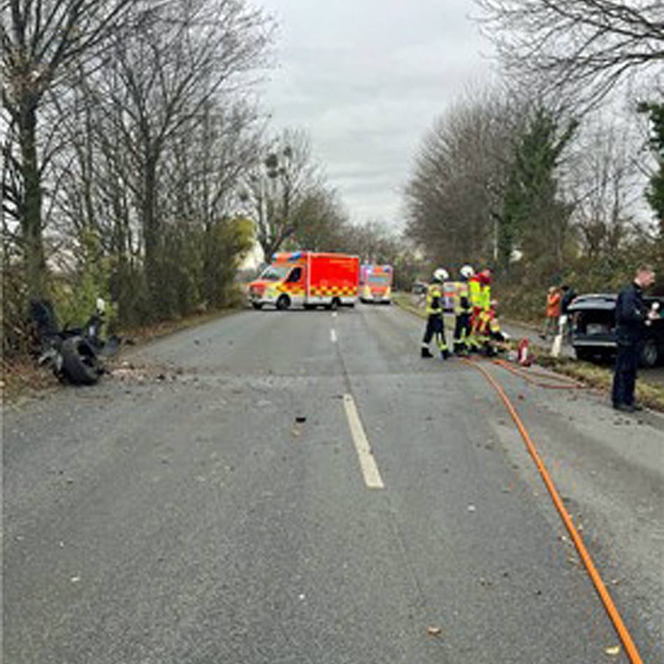 Nächster Unfall am Südring in Mettmann: 71-Jährige prallt mit Auto gegen Baum