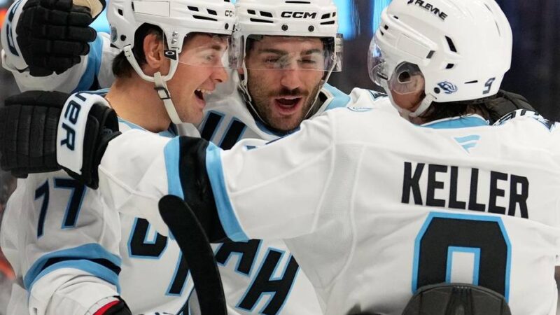 Doppelpack und zwei Assists: Deutscher NHL-Profi Peterka überragt bei Kantersieg