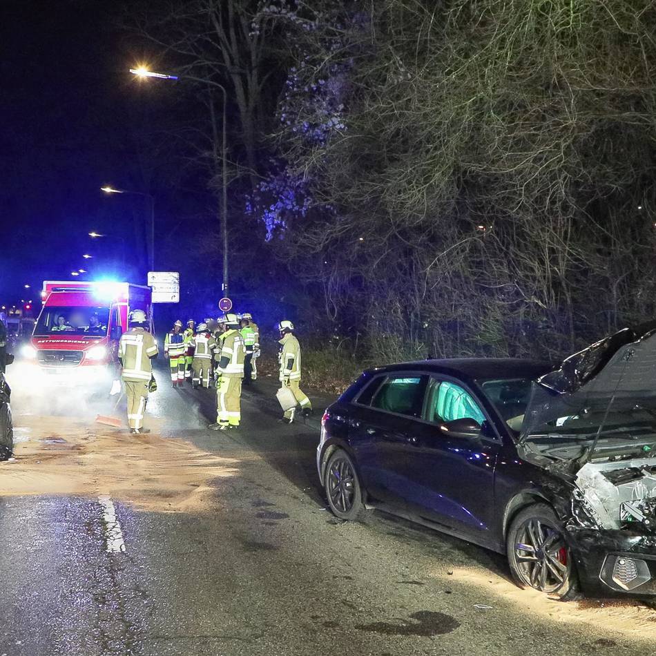 Unfall in Düsseldorf: Sieben Verletzte nach schwerem Unfall in Hassels – darunter mehrere Kinder