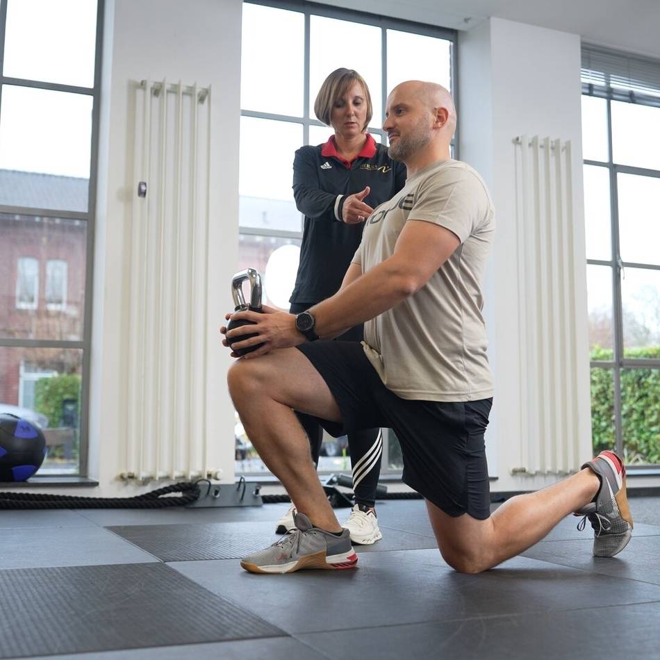 Verletzungen erkennen und richtig behandeln: Der Weg zurück zum schmerzfreien Knie