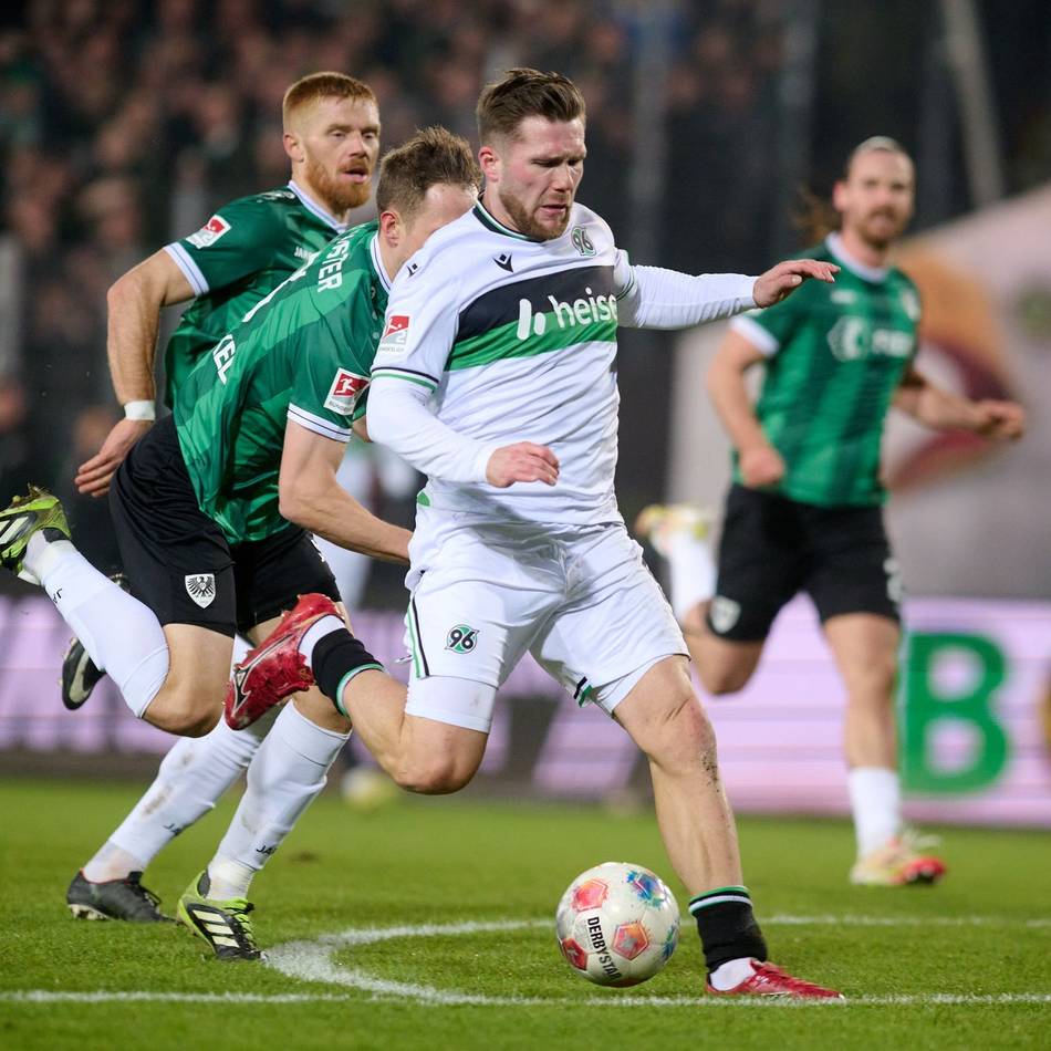 2. Fußball-Bundesliga: Zwei Tore in der Nachspielzeit – Hannover 96 verpasst Sieg in Münster