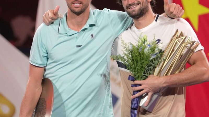 Als zwei Cousins Geschichte schrieben: Das unwahrscheinlichste Sport-Märchen des Jahres