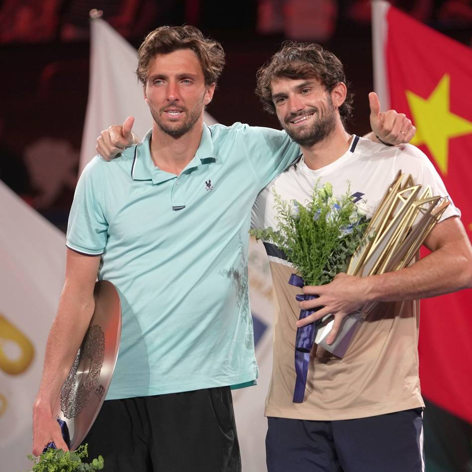 Als zwei Cousins Geschichte schrieben: Das unwahrscheinlichste Sport-Märchen des Jahres