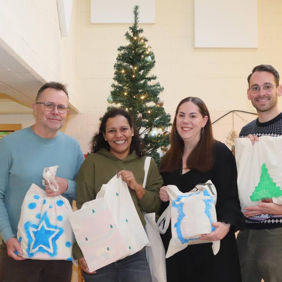 Spendenaktion in Hilden: Wohnungslosen Menschen eine Freude bereiten