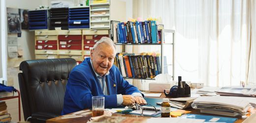 Erich von Däniken ist tot: Prophet der Alien-Götter – Nachruf