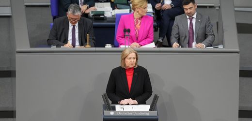 Bürgergeld-Debatte im Bundestag: »Bullshit«, »Schwachsinn«, Lügenvorwürfe – dann geht Klöckner dazwischen
